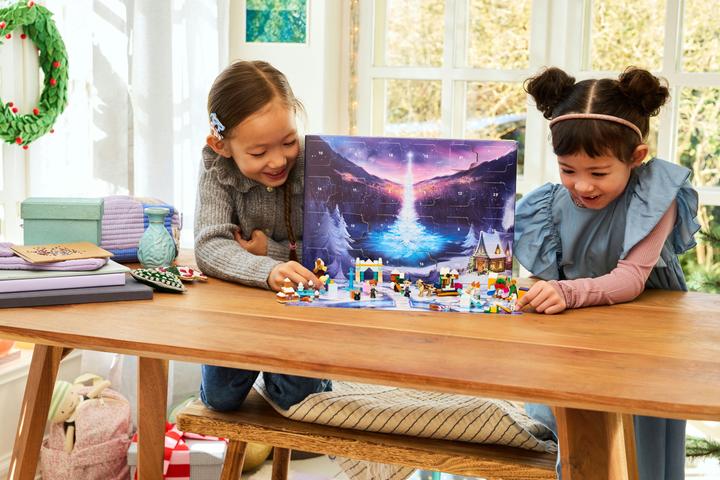 Image du produit LEGO 43273 Confidential
