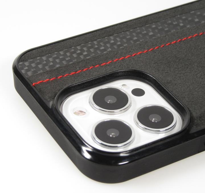 Image du produit Carbomile Coque alcantara et carbone avec surpiqûres rouges (compatible MagSafe) (Apple iPhone 14 Pro Max)