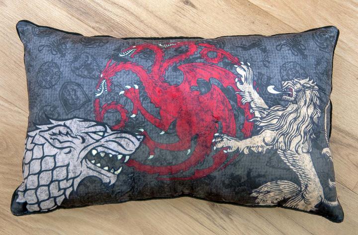 Actual product image Herding Game of Thrones Soft Velboa Cushion (30 x 50 cm)