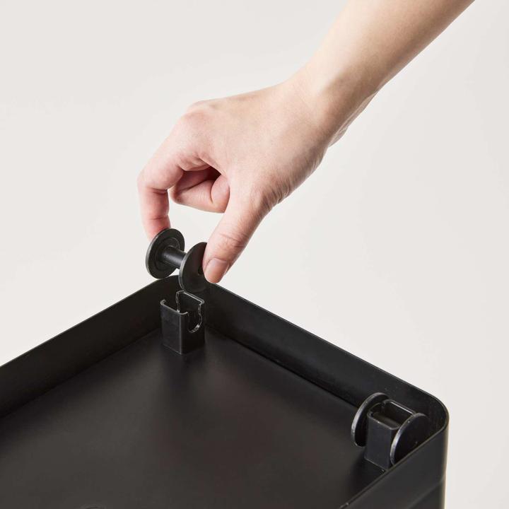 Image du produit Yamazaki Luftdichter Mülleimer mit Rollen TOWER (2250 l)