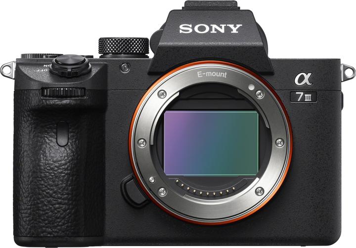 Image du produit Sony Alpha 7 III Kit (24 - 105 mm, 24.20 Mpx, Plein format)