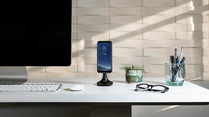 Actual product image mophie Charge Force Desk Mount (1 W)