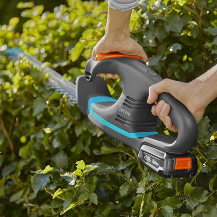 Actual product image Gardena Battery Hedge Trimmer EasyCut 40/18V P4A solo (Cordless hedgecutters)