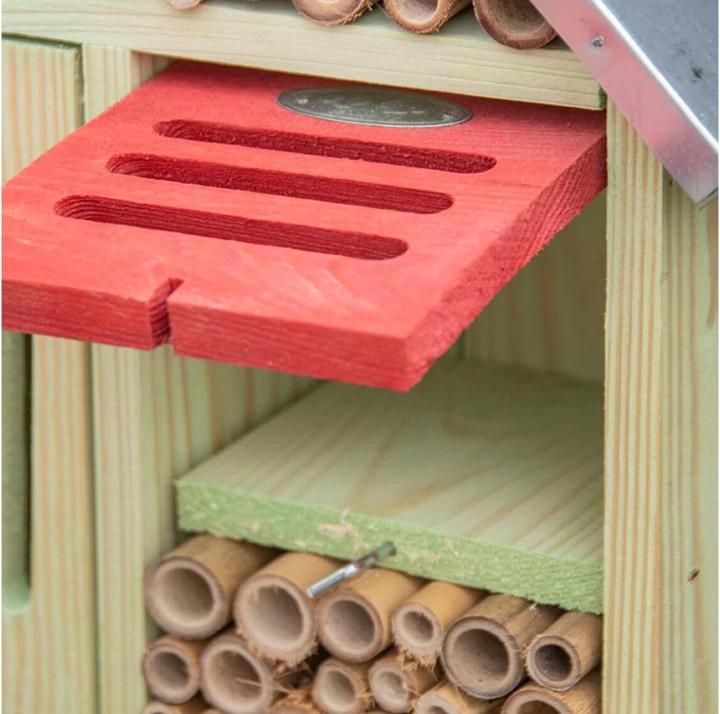 Immagine prodotto Esschert Design Albergo per insetti L (Coccinelle, Ape, Merletti, Api)