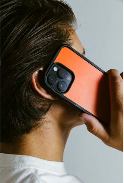 Productafbeelding Nomad Rugged Case iPhone 15 Pro Max Ultra Oranje (Apple iPhone 15 Pro Max)
