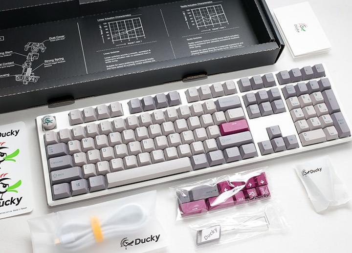 Produktbild Ducky One 3 (DE, Kabelgebunden)