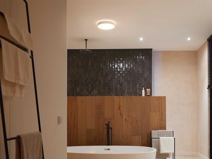 Produktbild Philips Hue White Ambiance Devere (2400 lm)