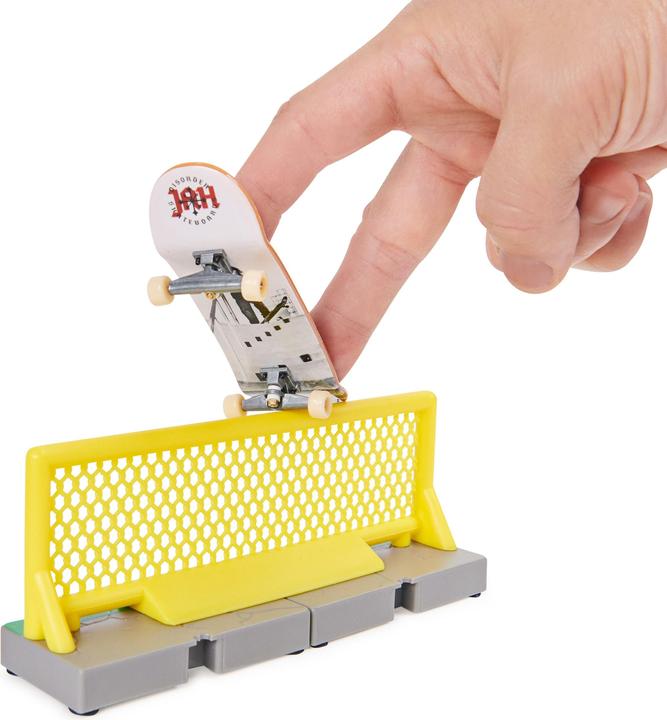 Actual product image Spin Master Skateboard set (Multilingual)