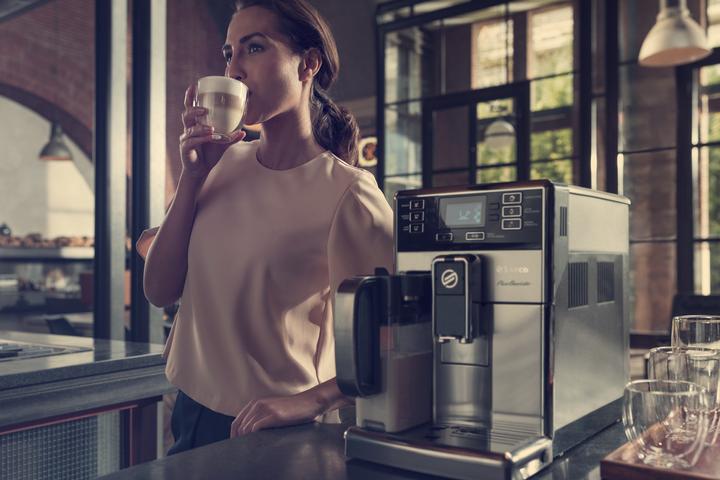 Actual product image Saeco PicoBaristo HD8927/01