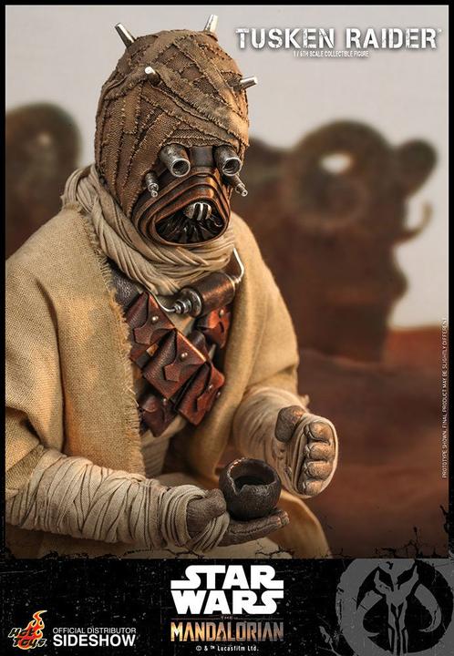 Actual product image Hot Toys Star Wars - The Mandalorian "Tusken Raider" 1/6 Scale Figure