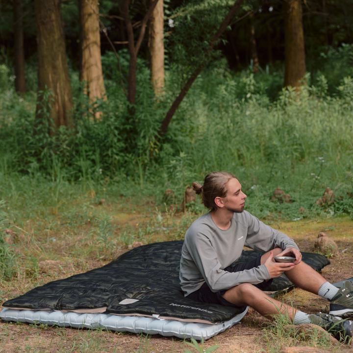 Actual product image Naturehike Warmy square with hat warming cotton sleeping bag M400/Green/left