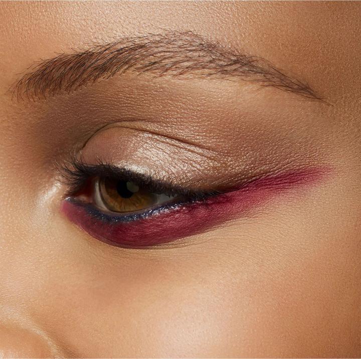 Immagine prodotto MAC Cosmetics Ombretto opaco morbido Powder Kiss (Un po 'domato)