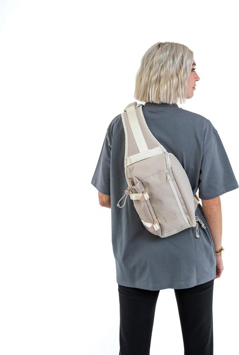 Actual product image Johnny Urban Sling Bag Charlie