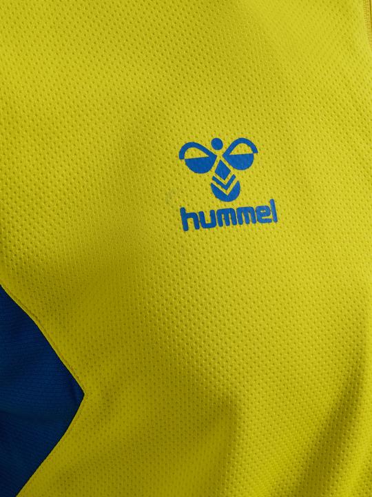 Actual product image hummel Hmlauthentic Pl Zip Jacket (S)
