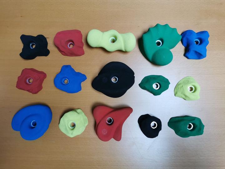 Immagine prodotto KS Klettergriffe Set di prese da arrampicata medio 3 (Blu)