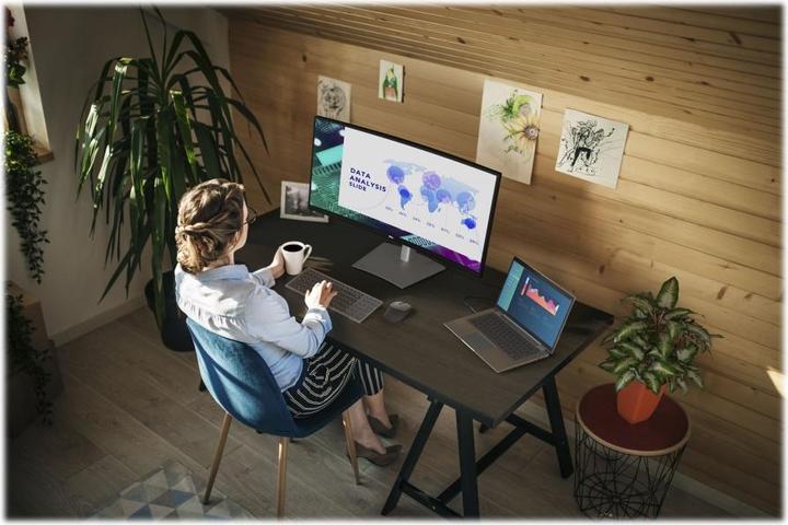 Actual product image Dell P3421W (3440 x 1440 pixels, 34.14")