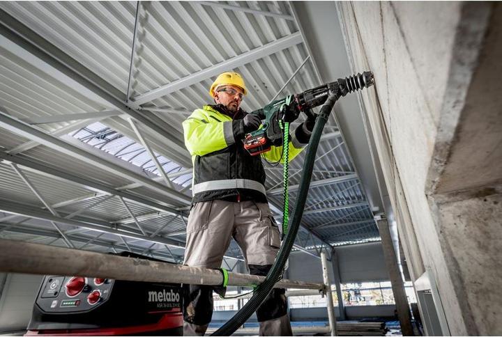 Actual product image Metabo 18V SDS Max cordless hammer drill KHA 18 LTX BL 40 (Rechargeable battery operated)