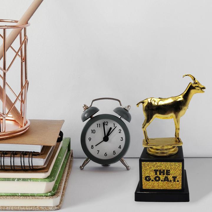 Image du produit Thumbs Up Mad Monkey - TROPHEE "THE G.O.A.T." (Le G.O.A.T.)