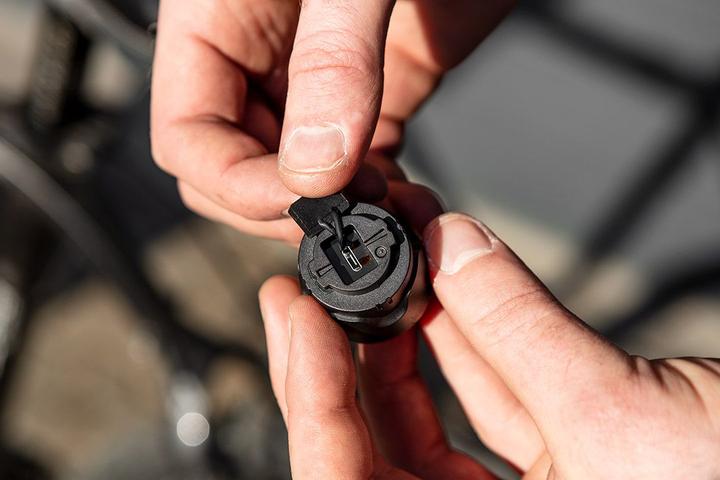 Produktbild Neo Fahrradrücklicht, STOP-Funktion