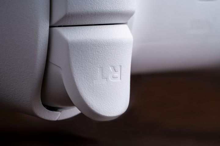 Actual product image 8bitdo Ultimate Wireless Controller - Hall Edition (Android, Windows, iOS, Mac)