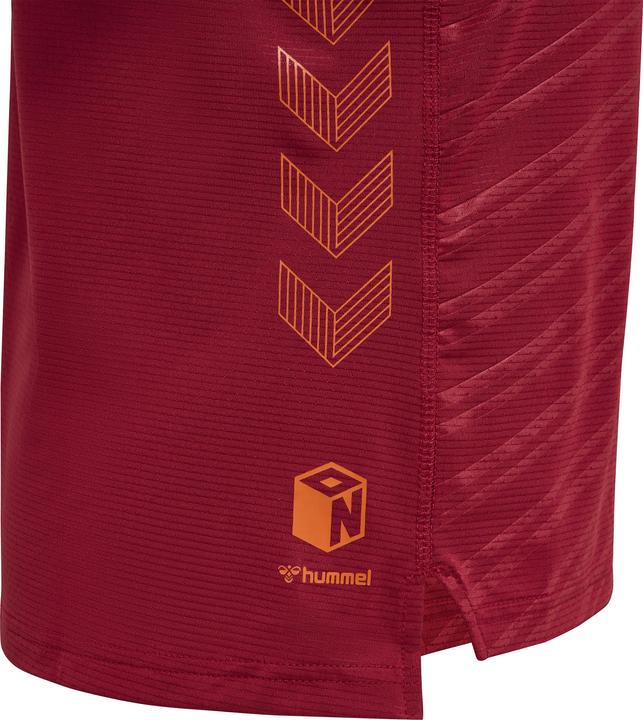 Actual product image hummel Ongrid Poly Tee S/S Wo (S)