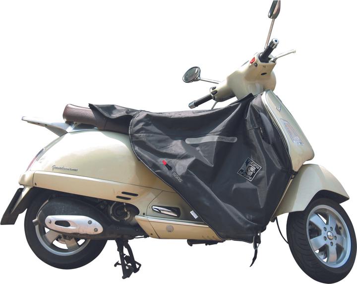 Actual product image Tucano Urbano scooter apron termoscud piaggio vespa gt/gts