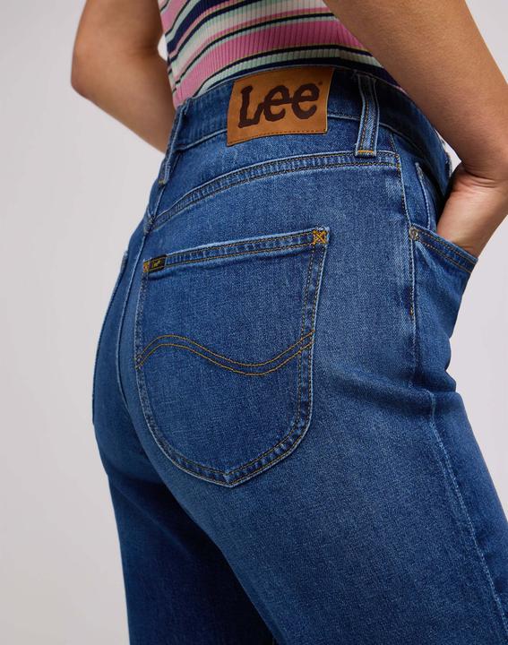 Actual product image Lee Jeans Carol (25)