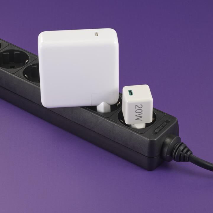 Produktbild Hama Schnellladegerät, USB-C, PD/Qualcomm®, Super-Mini-Charger, 20 W, Weiss (20 W)