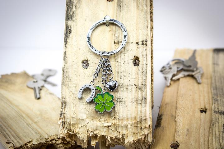 Actual product image Troika lucky charms clover