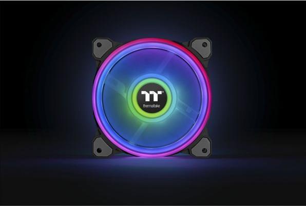 Actual product image Thermaltake Riing Quad 12 RGB (120 mm, 3 x)