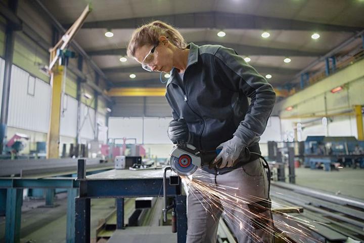 Produktbild Bosch Professional Winkelschleifer mit X-LOCK GWX 17-125 S (125 mm)
