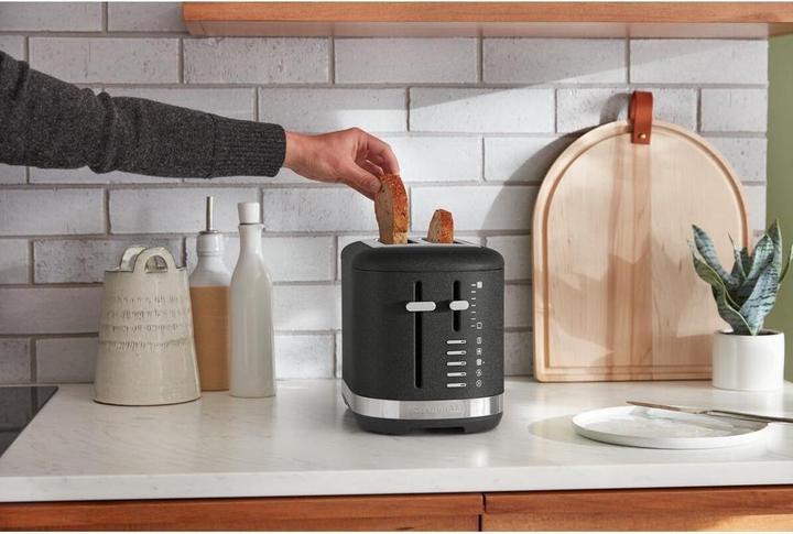 Actual product image KitchenAid 5KMT2109EBK manual 2-slice toaster cast iron black