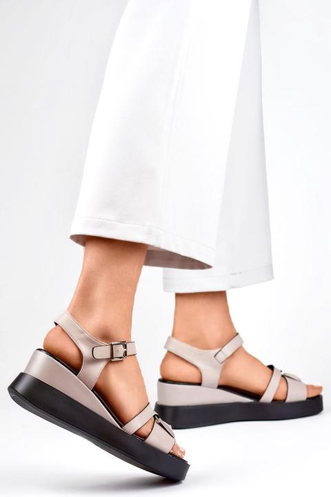 Produktbild Primo Keilabsatz Sandalen model (39)