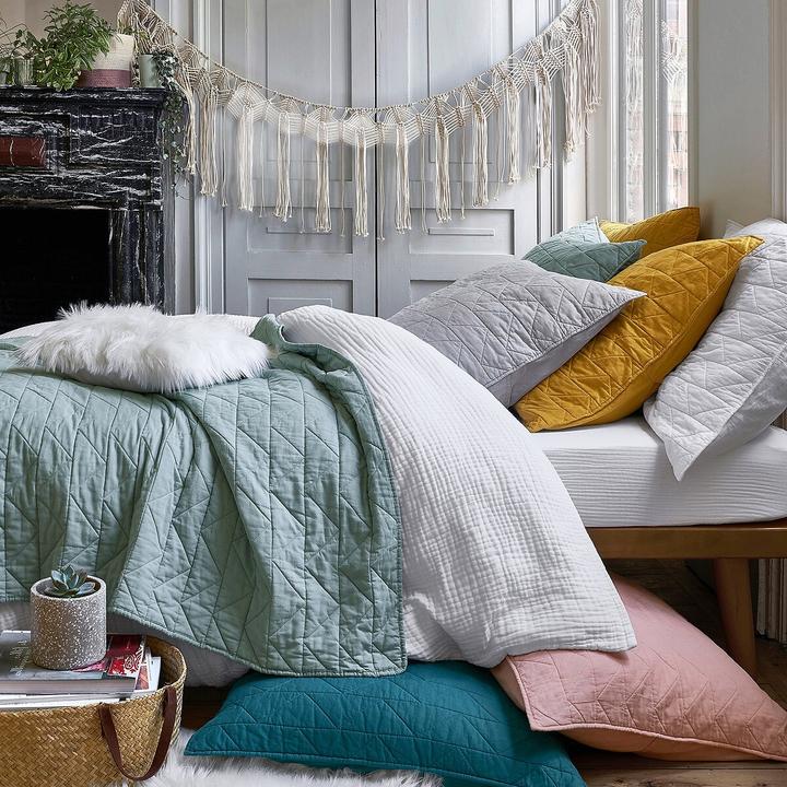 Actual product image La Redoute Interieurs Scenario Zig Zag (180 x 250 cm)