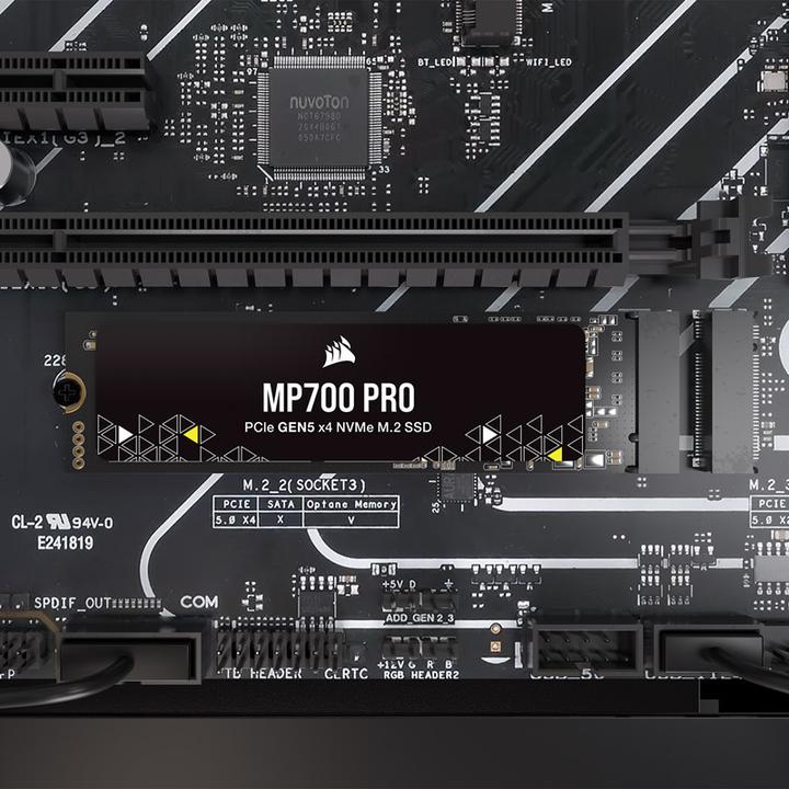 Actual product image Corsair MP700 PRO (4000 GB, M.2 2280)