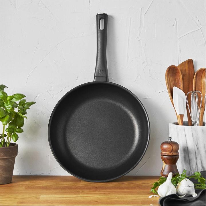 Produktbild Zwilling Madura Plus (28 cm, Bratpfanne, Aluminiumguss)