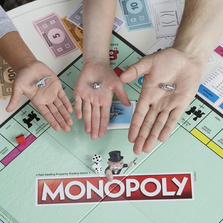 Produktbild Hasbro Gaming Classic Edition (Deutsch)