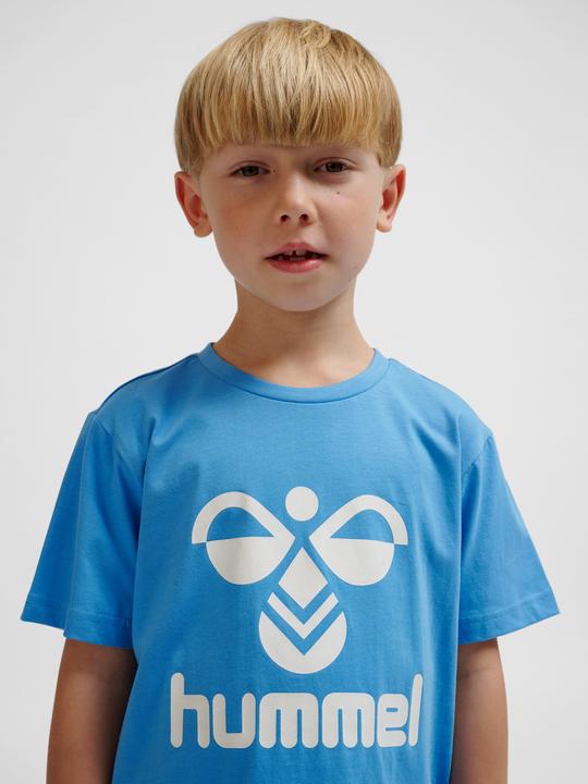 Actual product image hummel hmlTRES T-SHIRT S/S (104)