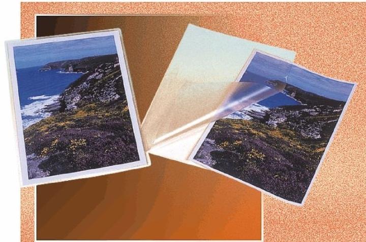 Actual product image Fellowes Capture 125, 75x105mm (ID card format, 100 Piece, 125 µm)