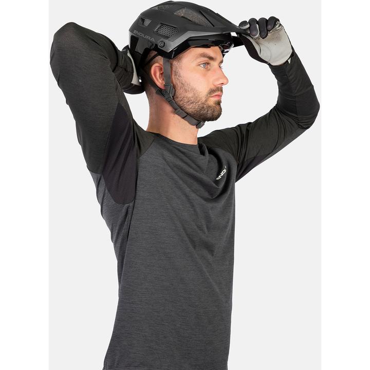 Actual product image Endura SingleTrack jersey (long sleeve) (XL)
