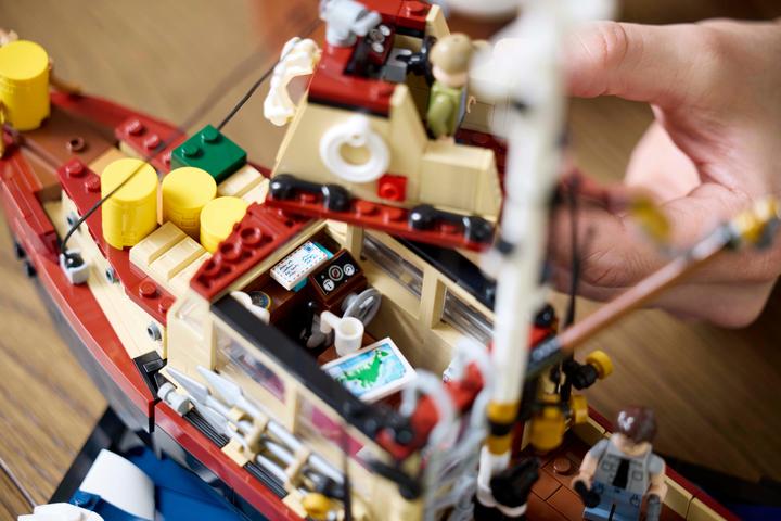 Produktbild LEGO Der weisse Hai (21350, LEGO Ideas, LEGO Seltene Sets)