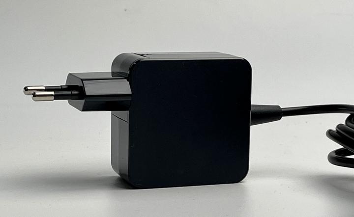 Produktbild CoreParts Power Adapter for Dyson (23 W)