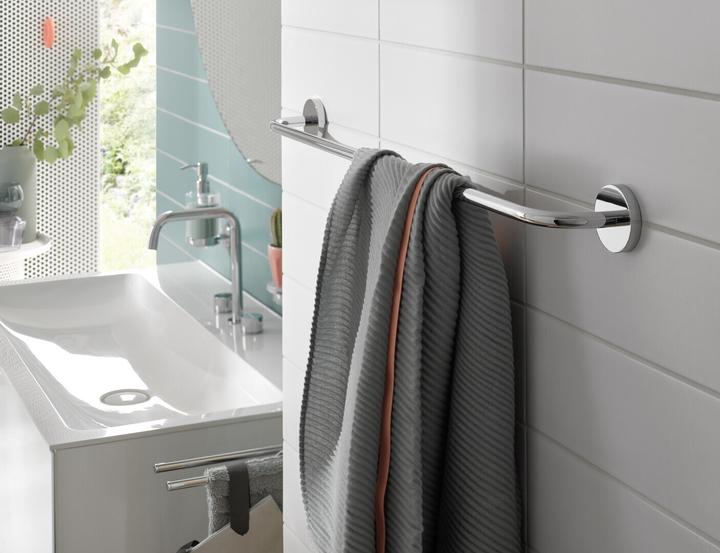 Actual product image Emco ROUND towel rail 600mm chrome 436000160