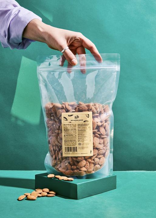Image du produit KoRo Amandes bio entières non mondées (1000 g)
