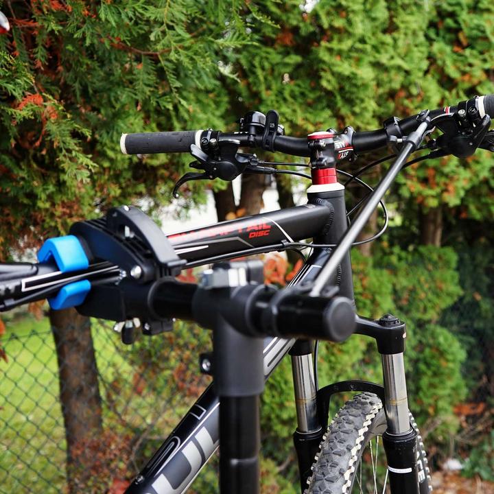 Image du produit Wiltec Béquille de réparation pivotante à 360° 30kg Béquille de montage vélo réglable