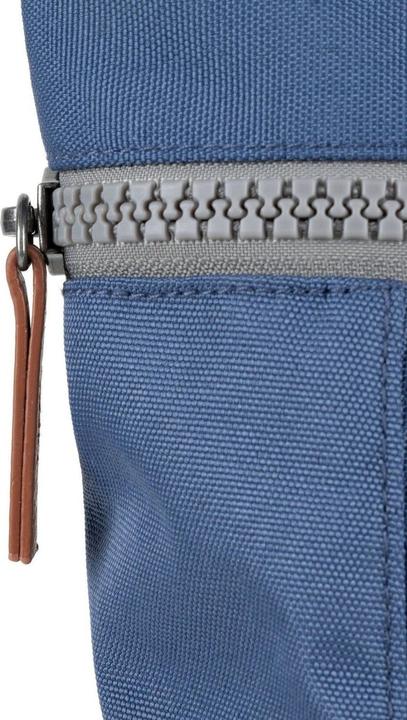 Produktbild Roka London Finchley A Sustainable Burnt Blue 12-15 recycled bottles Small