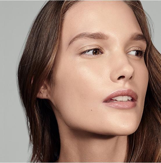 Actual product image Estée Lauder Futurist Hydra Rescue (No. 1N2 - Ecru)