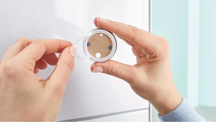 Actual product image tesa LOXX soap holder incl. adhesive solution without drilling
