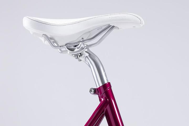 Actual product image Bombtrack Trinity Lady (43 cm)