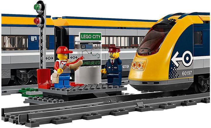 Produktbild LEGO Personenzug (60197, LEGO City, LEGO Powered UP)